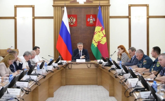 В Администрации Краснодарского края обсудили меры безопасности во время курортного сезона