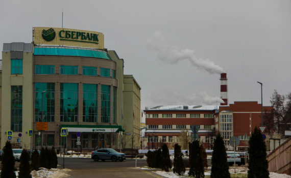 Сбер не возвращает деньги - в Туле женщина судится с банком за 2,7 млн рублей Сбер не возвращает деньги - в Туле женщина судится с банком за 2,7 млн рублей