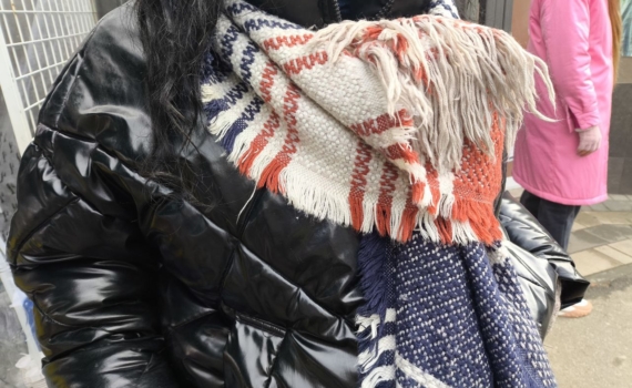 Зимние образы без стресса: как сочетать базовые вещи и носить ленивую роскошь